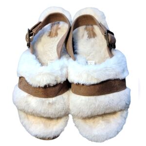 Koolaburra By UGG Back Strap Fuzzy Sandals Women's Size 8 Tan